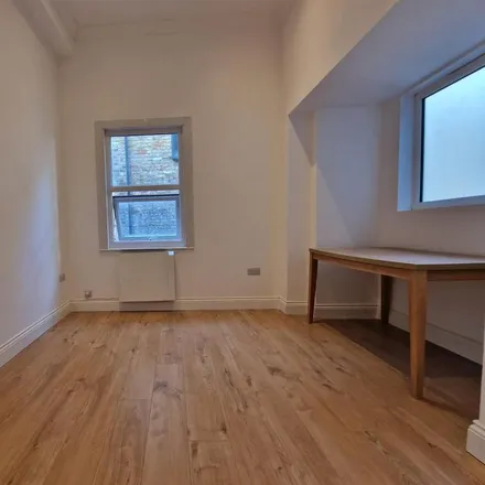 Rent this studio apartment on Launderette in 54 Belsize Lane, London