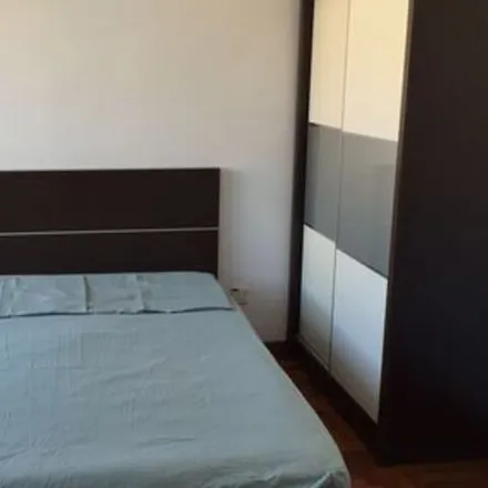 Rent this 1 bed room on Lorong 37 Geylang in Singapore 387906, Singapore