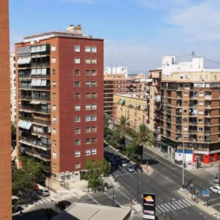 Image 1 - Carrer del Riu Ebre, 4, 46010 Valencia, Spain - Apartment for rent