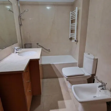 Rent this 3 bed apartment on Colégio São João Bosco in Rua Roberto Ivens 562, 4450-248 Matosinhos