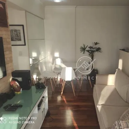 Buy this 2 bed apartment on Rua Francisco José da Silva in Paraisópolis, São Paulo - SP