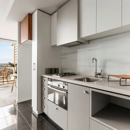 Image 9 - 92 Acland Street, St Kilda VIC 3182, Australia - Apartment for rent
