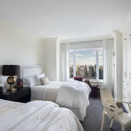 Image 7 - The Sovereign, East 58th Street, New York, NY 10022, USA - Condo for sale