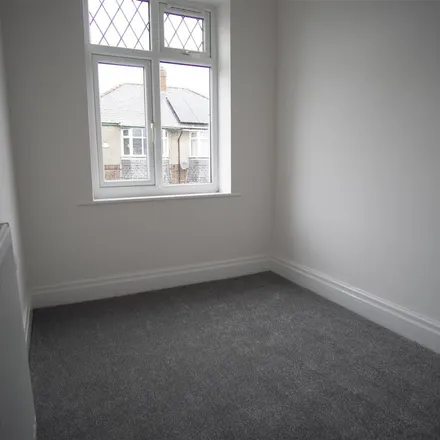Rent this 3 bed apartment on Rayleigh Road Car Park in Rayleigh Road, Southend-on-Sea