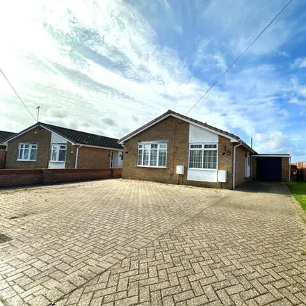 Buy this 3 bed house on Westlands Road in Sproatley, HU11 4PQ