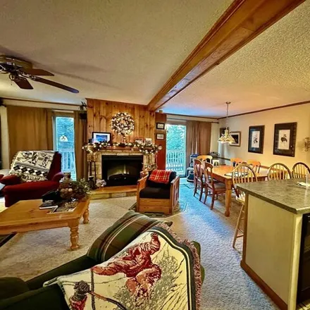 Buy this 4 bed condo on Shamrock Road in Snowshoe, WV 26209