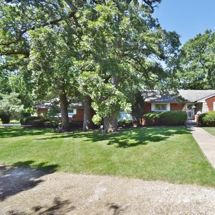 Buy this 4 bed house on 639 Schindel Drive in Aurora, IL 60505