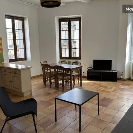 Rent this 3 bed apartment on 129 Cours de l'Argonne in 33000 Bordeaux, France