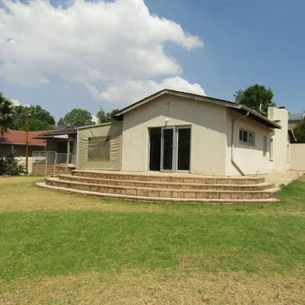 Rent this 4 bed apartment on M1 in Braamfontein, Johannesburg