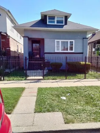 Buy this 4 bed house on 1343 North Menard Avenue in Chicago, IL 60651