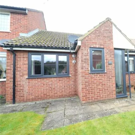Buy this 2 bed house on Balliol Road in Daventry, NN11 4RE