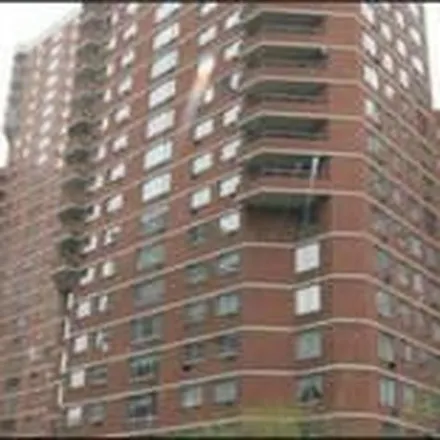 Rent this 3 bed apartment on Target in East 29th Street, New York