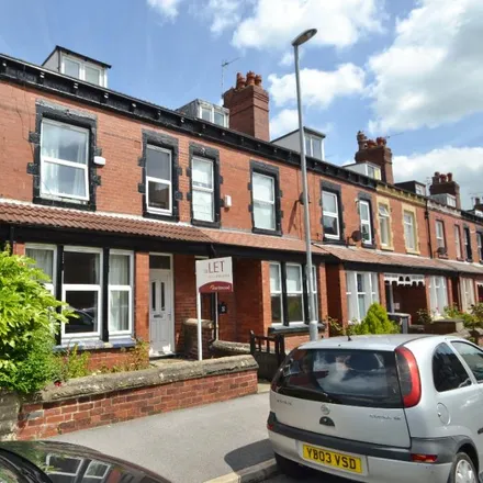 Rent this 1 bed room on Roman Place in Leeds, LS8 2DS
