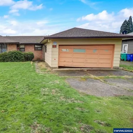 Buy this 2 bed house on 11272 Northeast Knott Street in Portland, OR 97220