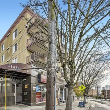 Rent this 1 bed apartment on Plaza del Sol in 1711 East Olive Way, Seattle