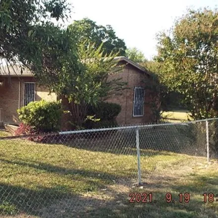 Image 2 - 1701 Northwest 26th Street, San Antonio, TX 78228, USA - House for rent