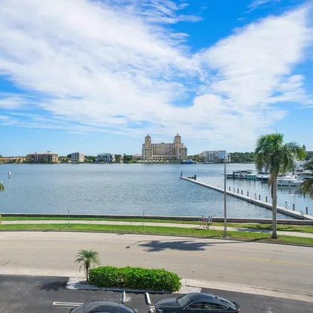 Buy this 2 bed condo on 917 North Flagler Drive in West Palm Beach, FL 33401