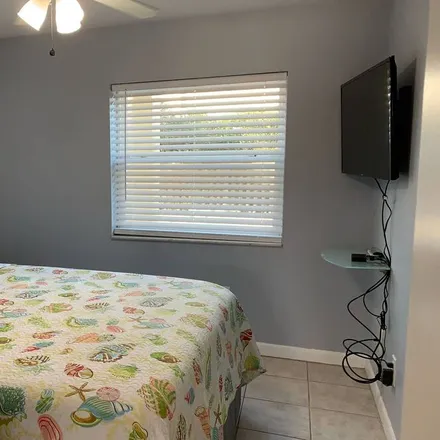 Rent this 1 bed apartment on Saint Augustine in FL, 32084