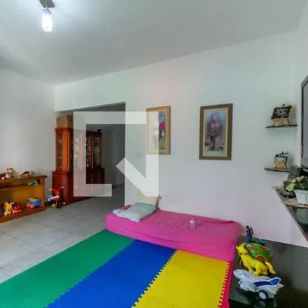 Rent this 3 bed house on Rua Antônio de Salema in Centro, São Bernardo do Campo - SP