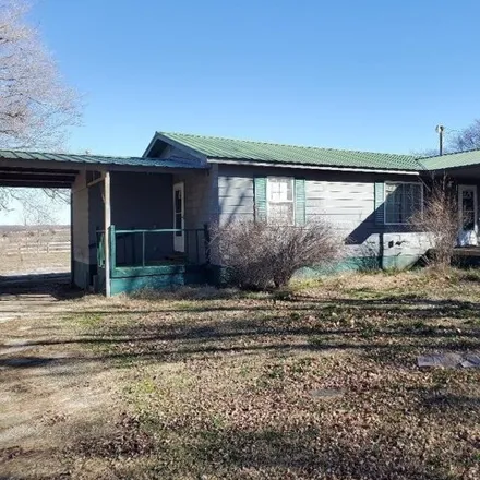 Buy this 3 bed house on 840 West Houston Street in Okemah, Okfuskee County