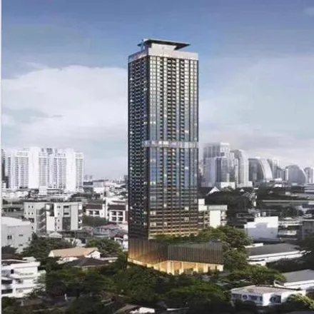 Buy this 1 bed apartment on Kamphaeng Phet 7 Road in Huai Khwang District, Bangkok 10310