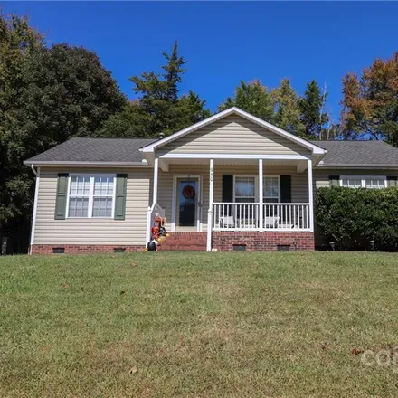 Buy this 3 bed house on 950 Piney Church Road in Concord, NC 28025