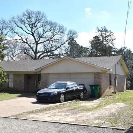 Buy this 4 bed house on 400 Middleton Street in Palestine, TX 75803