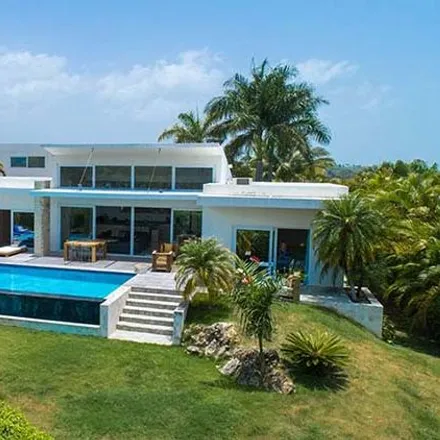 Image 2 - Luxury Villas $ 462 - House for sale