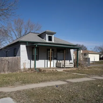 Buy this 2 bed house on 686 Mamie Eisenhower Avenue in Boone, IA 50036