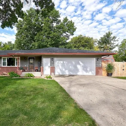 Buy this 3 bed house on 701 North 9th Street in Indianola, IA 50125