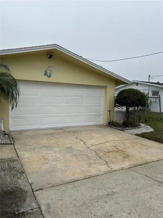 Image 3 - 241 West Martin Luther King Jr Drive, Tarpon Springs, FL 34689, USA - House for sale