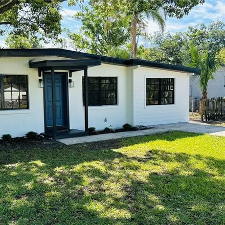 Buy this 3 bed house on 2449 South Palmetto Avenue in Woodruffs Subdivision, Sanford