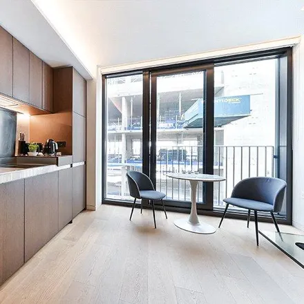 Rent this studio apartment on Two Southbank Place in 10 York Road, South Bank