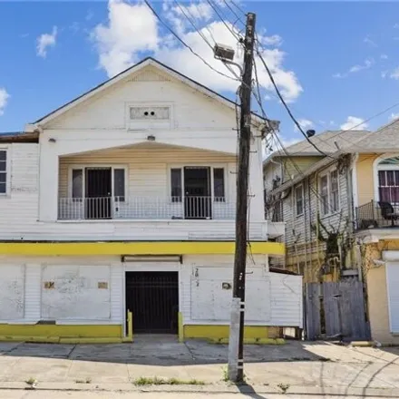 Buy this studio house on 2033 Desire St in New Orleans, Louisiana