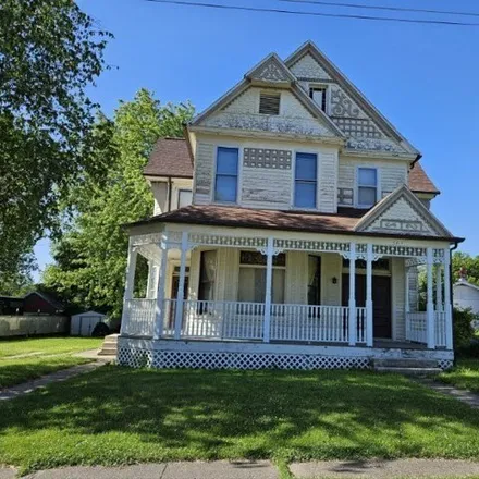 Buy this 6 bed house on 595 West Main Cross Street in Dodge City, Palmyra