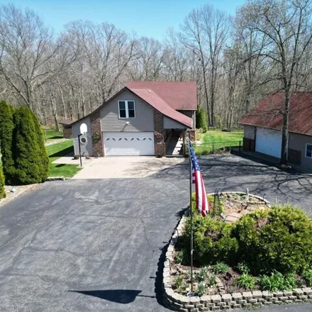 Buy this 4 bed house on Santa Fe Trail in Woodford County, IL 61548