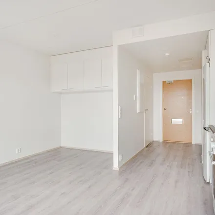 Rent this 1 bed apartment on Uranraitti in 33250 Tampere, Finland