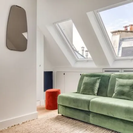 Rent this studio apartment on 17 Rue de Turbigo in 75002 Paris, France
