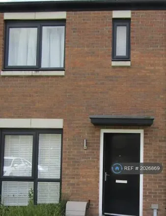 Image 4 - James Leach VC Road, Manchester, M40 7PW, United Kingdom - Townhouse for rent