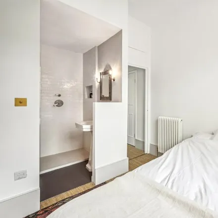 Image 7 - Moreton Terrace Mews North, London, SW1V 2NT, United Kingdom - Apartment for rent