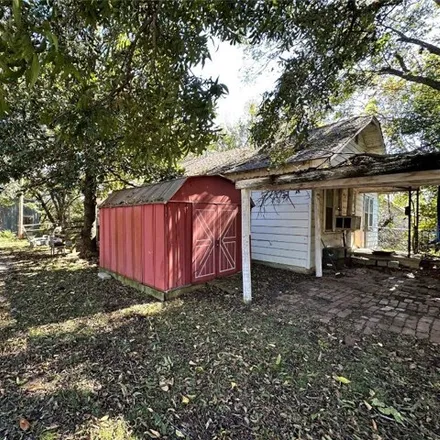 Buy this 2 bed house on 211 South McKinley Street in Shawnee, OK 74801