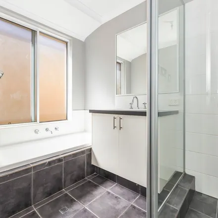 Image 3 - Columbia Crescent, Alkimos WA 6041, Australia - Apartment for rent