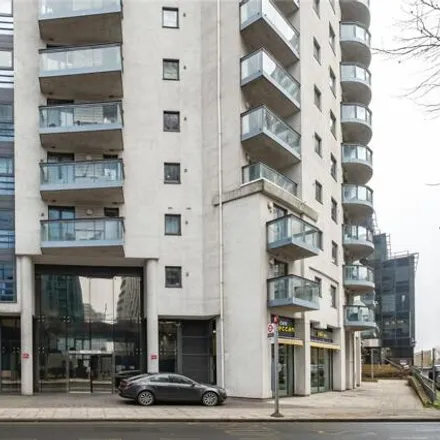 Image 6 - City Tower, 3 Limeharbour, Cubitt Town, London, E14 9LS, United Kingdom - Apartment for sale