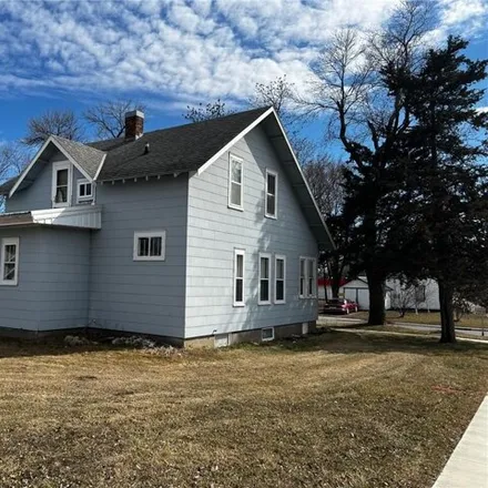 Image 3 - 768 5th Street, Madison, Lac qui Parle County, MN 56256, USA - House for sale