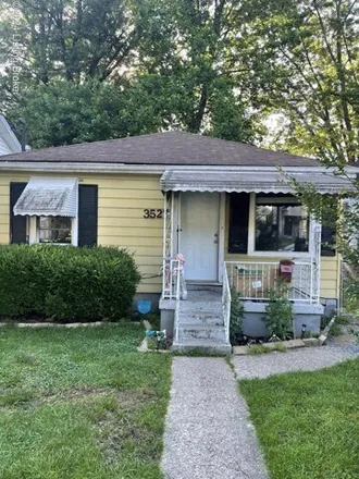 Buy this 2 bed house on 3527 Craig Avenue in Jacobs Addition, Louisville