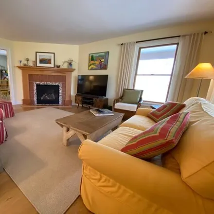Image 5 - 7 Allen Street, Edgartown, MA 02539, USA - House for sale