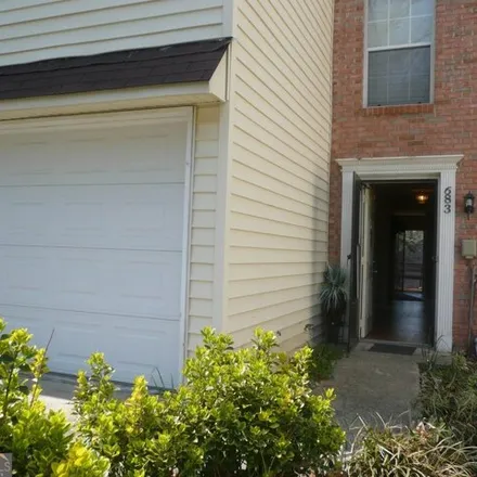 Buy this 2 bed townhouse on 701 Coventry Township Lane in Marietta, GA 30062