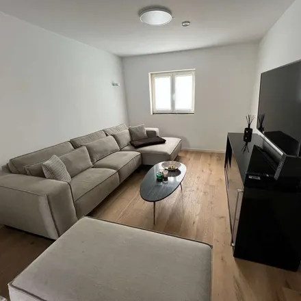 Rent this 2 bed apartment on Grüner Hof 27 in 50739 Cologne, Germany