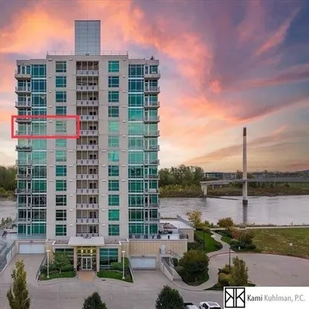 Buy this 3 bed condo on Riverfront Place Tower I in 444 Riverfront Plaza, Omaha