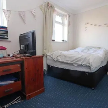 Rent this 7 bed apartment on 9 Sherborne Road in Southampton, SO17 3RH